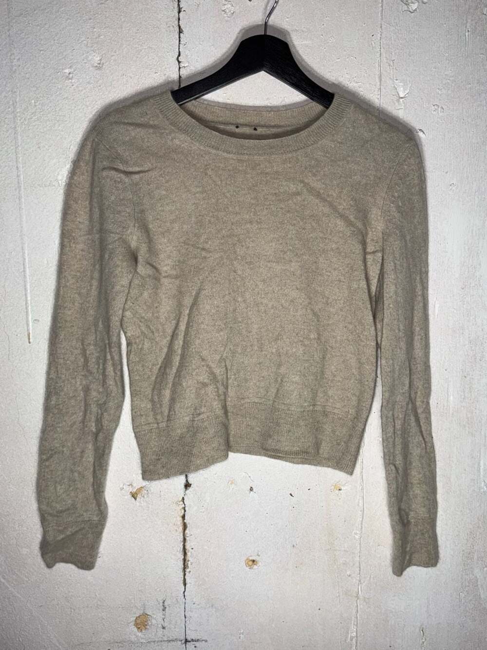 NAADAM The Essential Cashmere Crewneck Sweater in Oatmeal